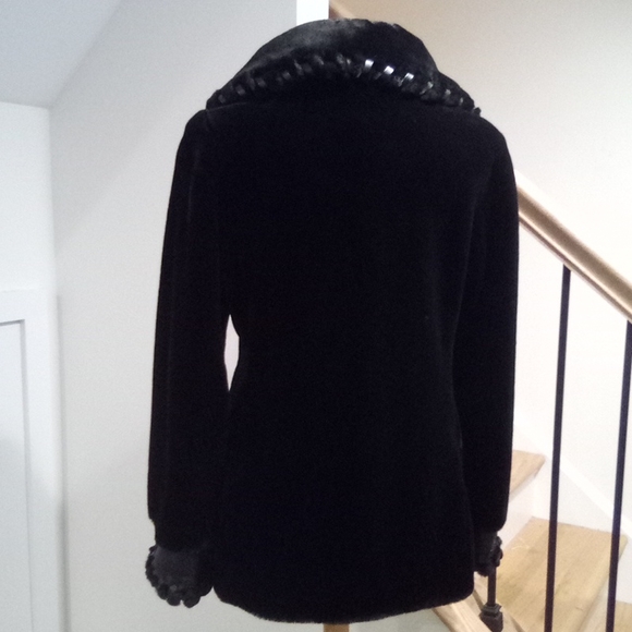 Vintage Black Jones New York Fun Furry Coat - Picture 5 of 16